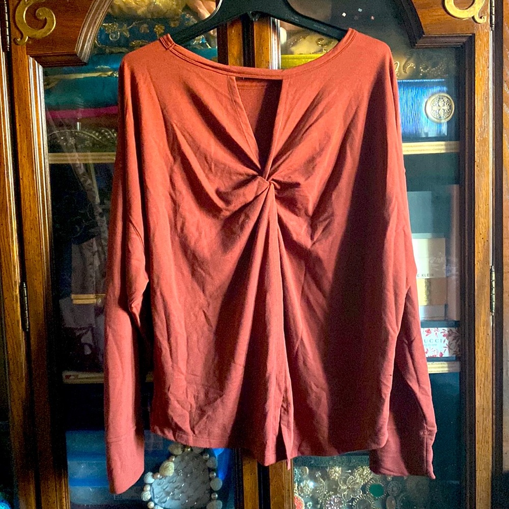 Active long sleeve sweater